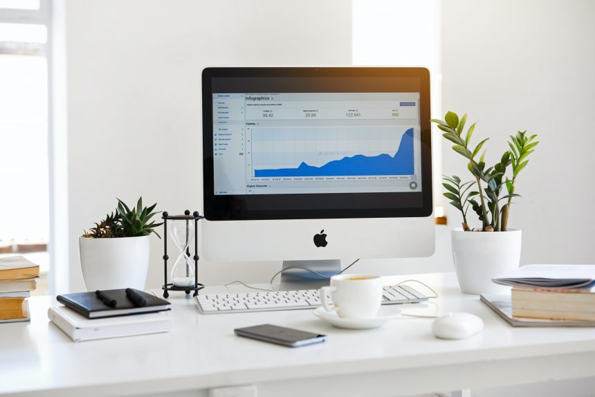 pexels-serpstat-572056 4 Strategi Pemasaran yang Bisa Bikin Usaha Anda Melonjak